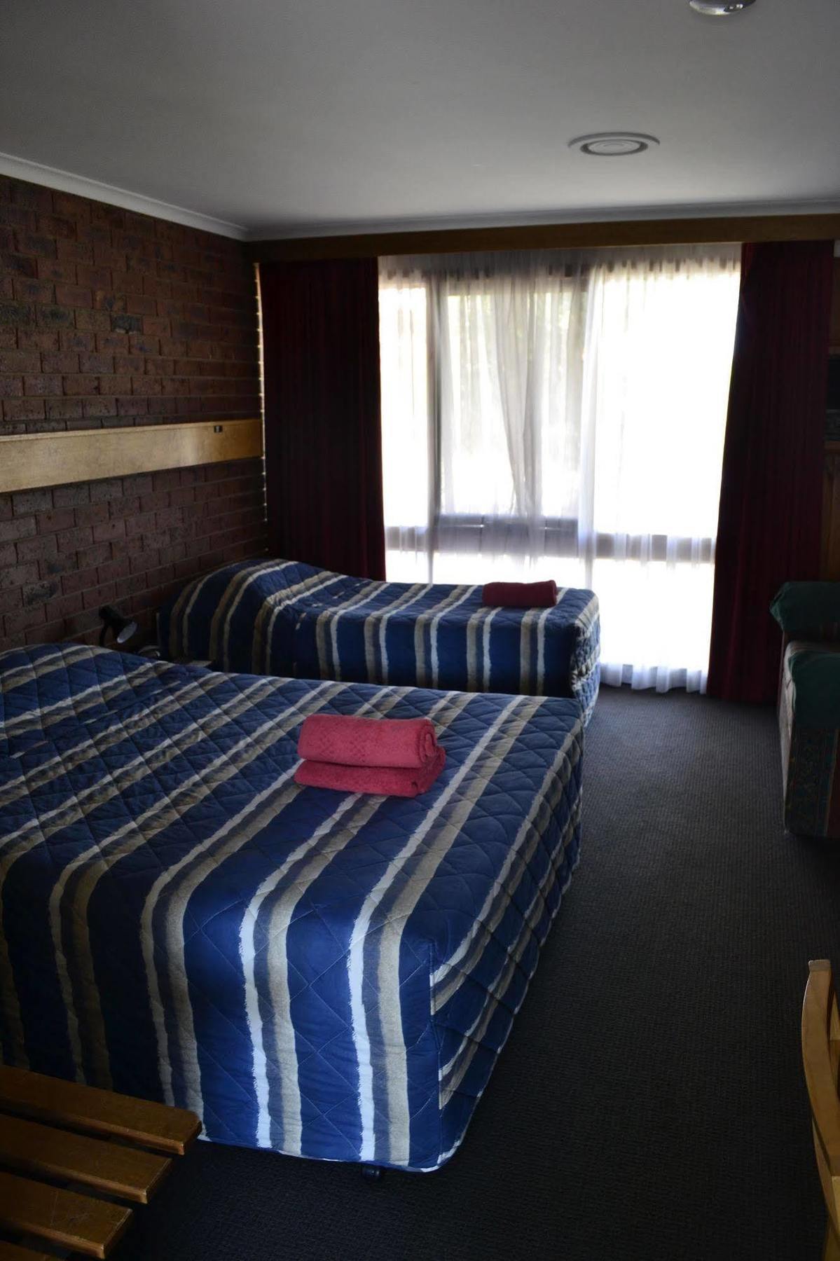 Kardinia Park Motel Джелонг Екстер'єр фото